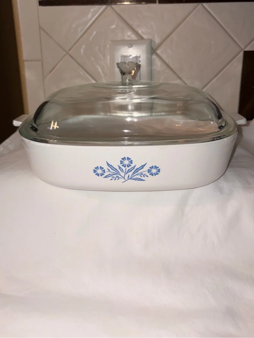 Vintage Corning Ware Cornflower P-16-B 10” Casserole & Lid